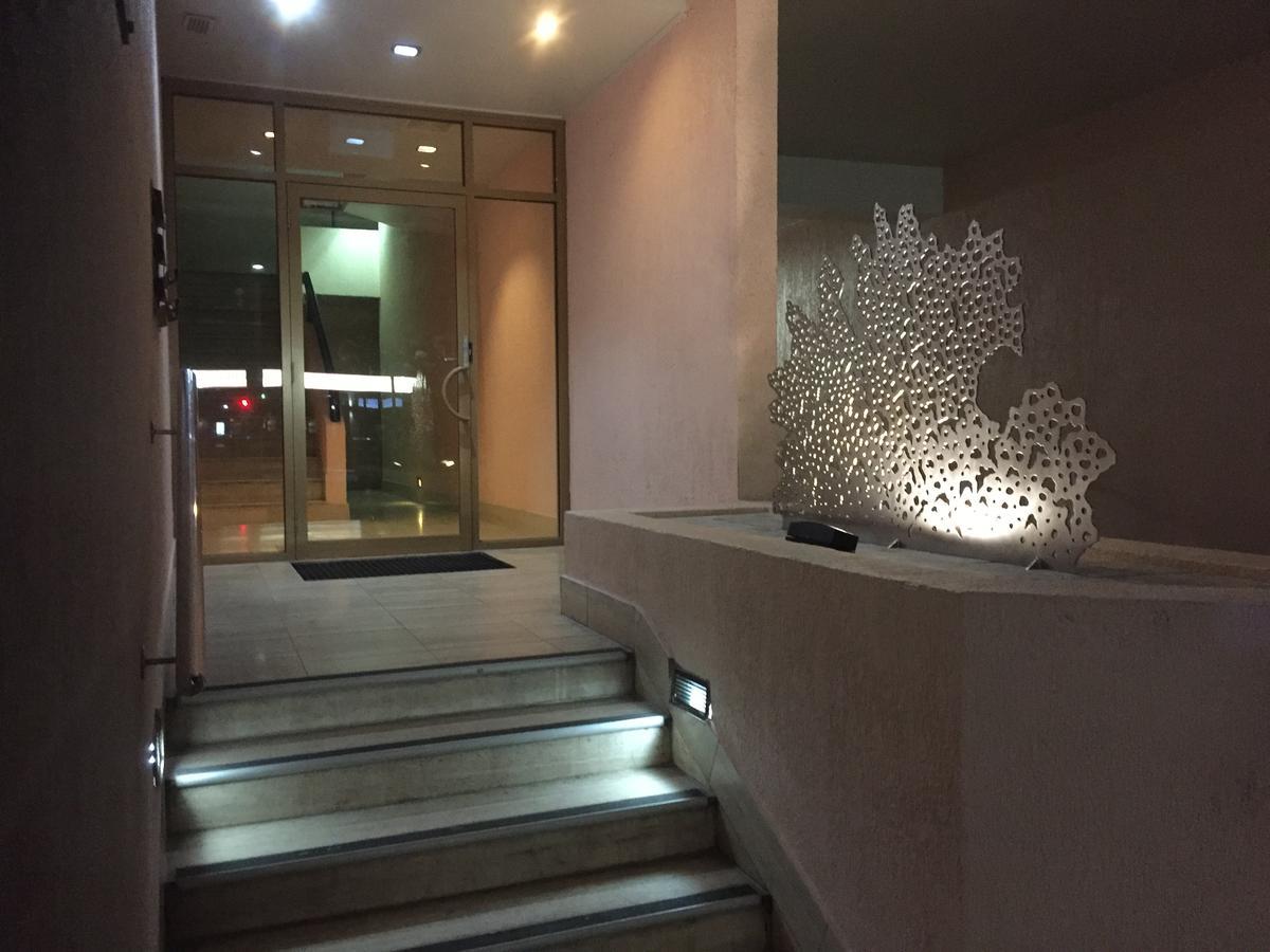 شقة Montipora Unit 3 - In The Heart Of Airlie, Wi-Fi And Netflix شاطئ إيرلي المظهر الخارجي الصورة